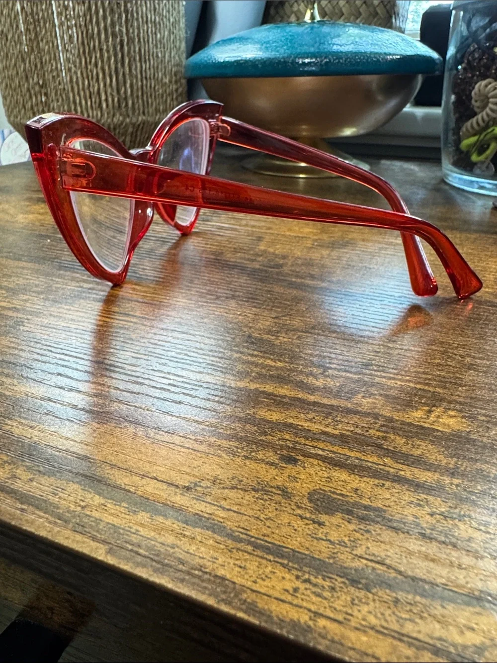 Red Funky Vintage-Feel Retro Cat-Eye Fashion Frames - Women's Accessories